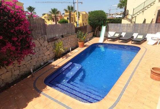 Herverkoop - Vrijstaande villa -
Algorfa - La Finca Golf Resort