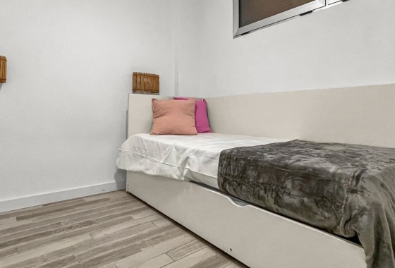 Herverkoop - Appartement / Flat -
Orihuela Costa - Punta Prima
