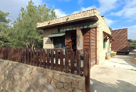 Venta - Finca / Casa de campo -
Gea y Truyols