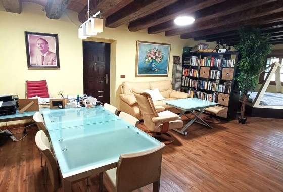 Venta - Finca / Casa de campo -
Gea y Truyols
