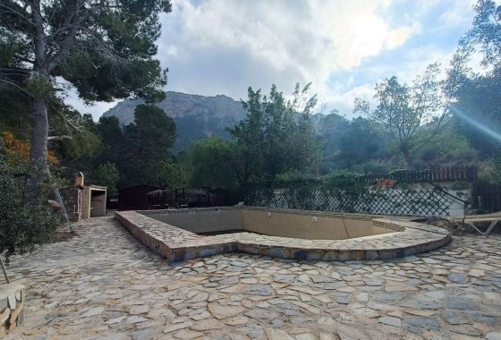 Venta - Finca / Casa de campo -
Gea y Truyols
