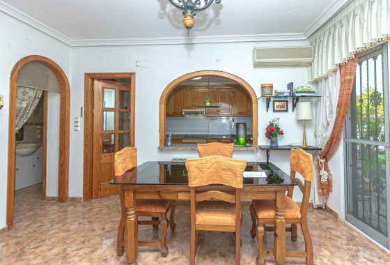 Resale - Semi Detached Villa -
La Zenia