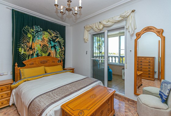 Resale - Semi Detached Villa -
La Zenia