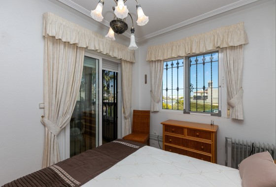 Resale - Semi Detached Villa -
La Zenia