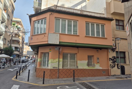 Resale - Commercial -
Torrevieja - Torrevieja Centro
