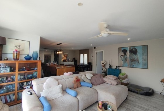 Venta - Chalet Independiente -
Torrevieja - Torreta florida