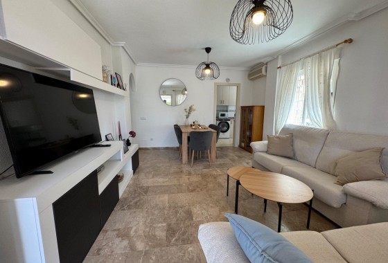 Resale - Apartment / Flat -
Torrevieja - La Siesta - El Salado - Torreta