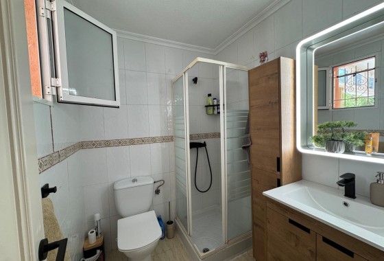 Resale - Apartment / Flat -
Torrevieja - La Siesta - El Salado - Torreta
