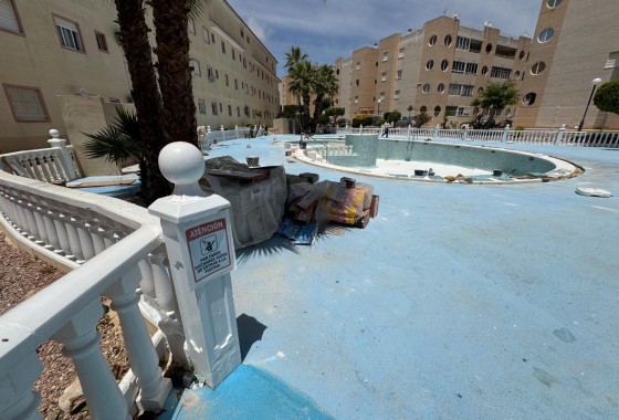 Resale - Apartment / Flat -
Torrevieja - La Siesta - El Salado - Torreta