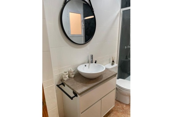 Herverkoop - Appartement / Flat -
Albatera