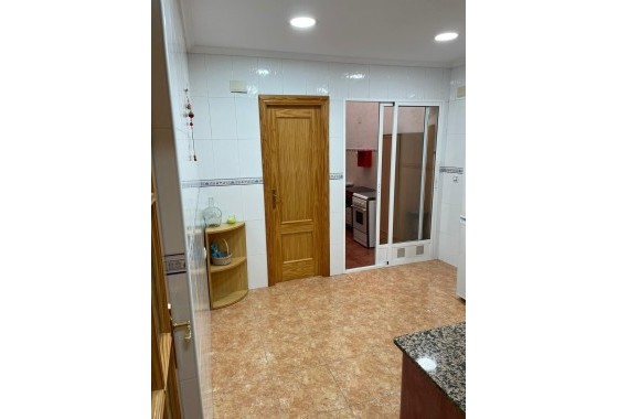 Herverkoop - Appartement / Flat -
Albatera