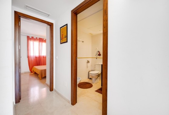 Venta - Apartamento / Piso -
Torrevieja - Punta Prima