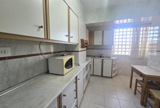 Sprzedaż - Apartament / Mieszkanie -
Torrevieja - Puerto Deportivo Marina Salinas