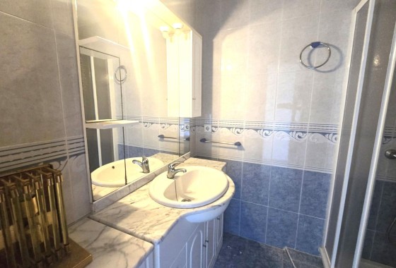 Sprzedaż - Apartament / Mieszkanie -
Torrevieja - Puerto Deportivo Marina Salinas