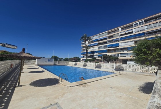 Sprzedaż - Apartament / Mieszkanie -
Torrevieja - Puerto Deportivo Marina Salinas