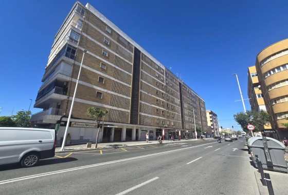 Sprzedaż - Apartament / Mieszkanie -
Torrevieja - Puerto Deportivo Marina Salinas