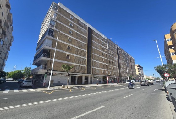 Sprzedaż - Apartament / Mieszkanie -
Torrevieja - Puerto Deportivo Marina Salinas