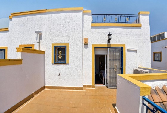 Herverkoop - Appartement / Flat -
Torrevieja - La Siesta - El Salado - Torreta