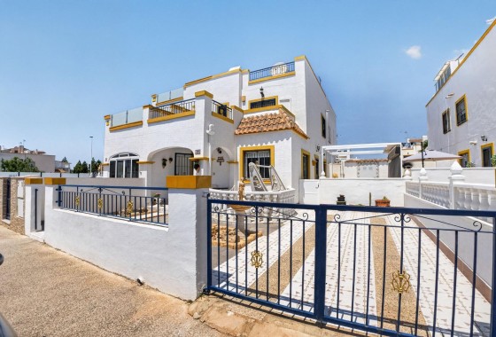 Herverkoop - Appartement / Flat -
Torrevieja - La Siesta - El Salado - Torreta