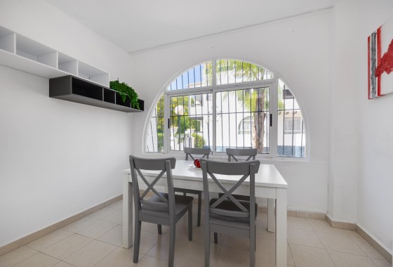 Herverkoop - Appartement / Flat -
Torrevieja - Playa de los Naufragos