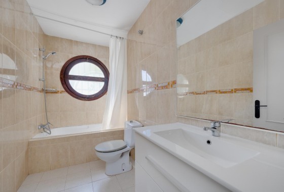 Herverkoop - Appartement / Flat -
Torrevieja - Playa de los Naufragos