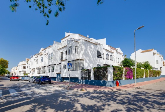 Herverkoop - Appartement / Flat -
Torrevieja - Playa de los Naufragos