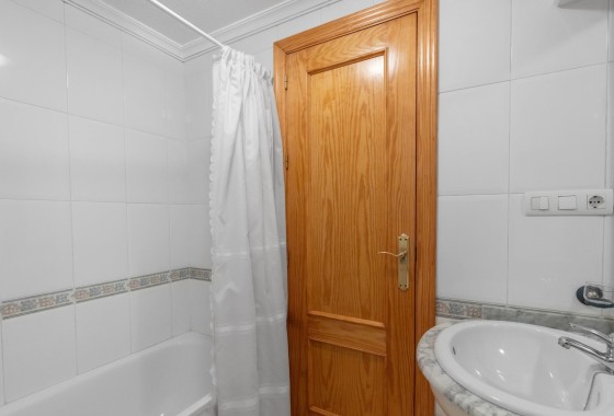 Herverkoop - Appartement / Flat -
Torrevieja - Playa del Cura