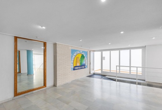 Herverkoop - Appartement / Flat -
Torrevieja - Playa del Cura