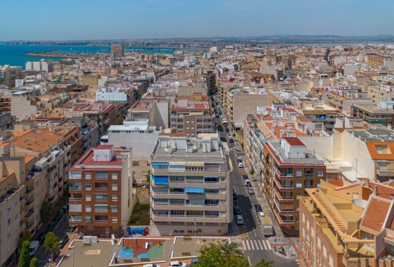 Herverkoop - Appartement / Flat -
Torrevieja - Playa del Cura