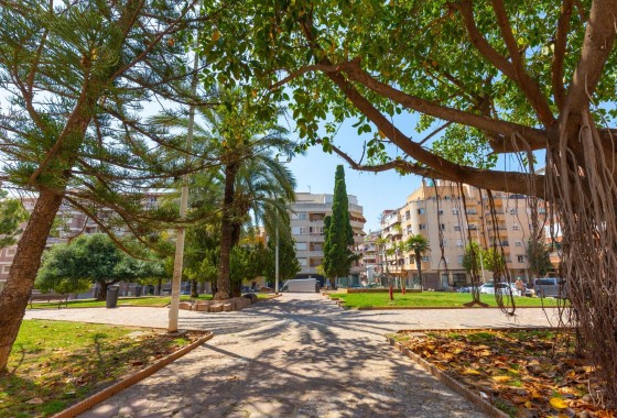 Herverkoop - Appartement / Flat -
Torrevieja - Playa del Cura