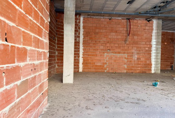 Obra Nueva - Comercial -
Almoradí