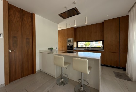 Revente - Villa Individuelle -
Finestrat
