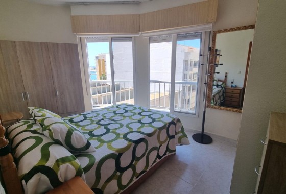 Herverkoop - Appartement / Flat -
Torrevieja - Acequion