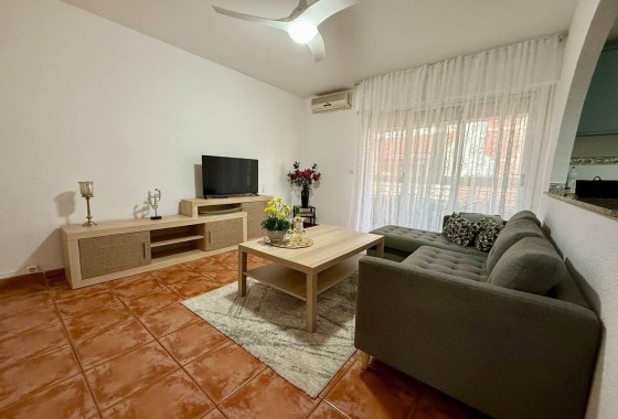 Herverkoop - Appartement / Flat -
Torrevieja - Playa del Cura