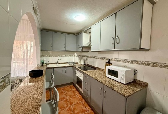 Herverkoop - Appartement / Flat -
Torrevieja - Playa del Cura