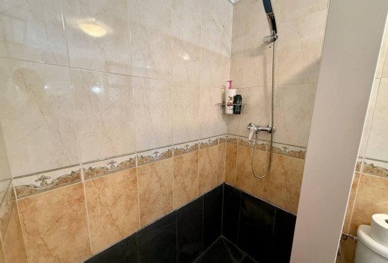 Herverkoop - Appartement / Flat -
Torrevieja - Playa del Cura