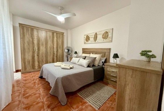 Herverkoop - Appartement / Flat -
Torrevieja - Playa del Cura