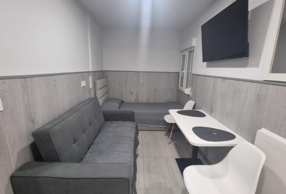 Revente - Appartement -
Torrevieja