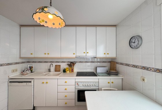 Sprzedaż - Apartament / Mieszkanie -
Torrevieja - Playa del Cura
