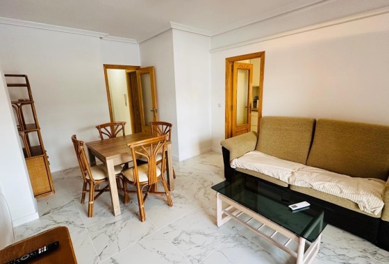 Herverkoop - Appartement / Flat -
Torrevieja - Acequion