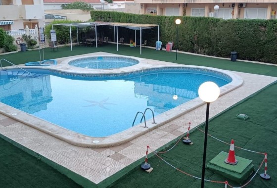 Sprzedaż - Apartament / Mieszkanie -
Torrevieja - Nueva Torrevieja
