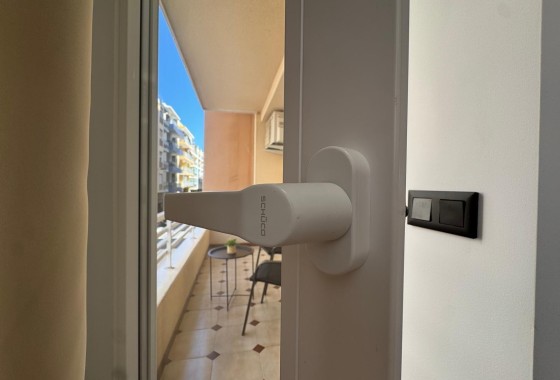 Revente - Appartement -
Torrevieja - Playa del Cura