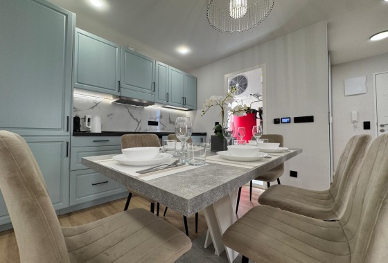 Revente - Appartement -
Torrevieja - Playa del Cura