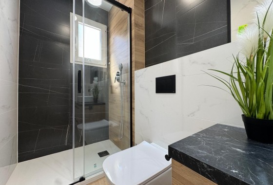 Revente - Appartement -
Torrevieja - Playa del Cura