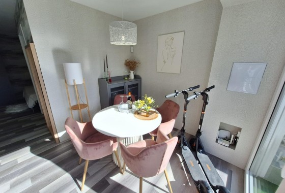 Herverkoop - Appartement / Flat -
Torrevieja - Torretas