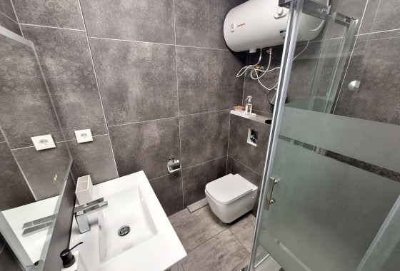 Herverkoop - Appartement / Flat -
Torrevieja - Torretas