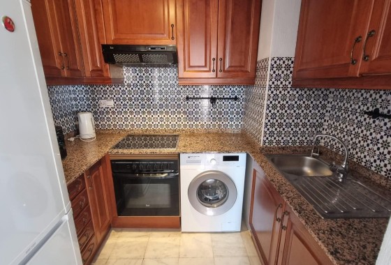 Herverkoop - Appartement / Flat -
Torrevieja - Los Frutales