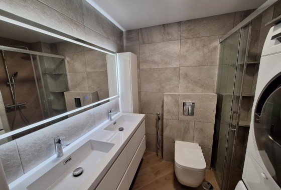 Herverkoop - Appartement / Flat -
Torrevieja - Playa de los Locos