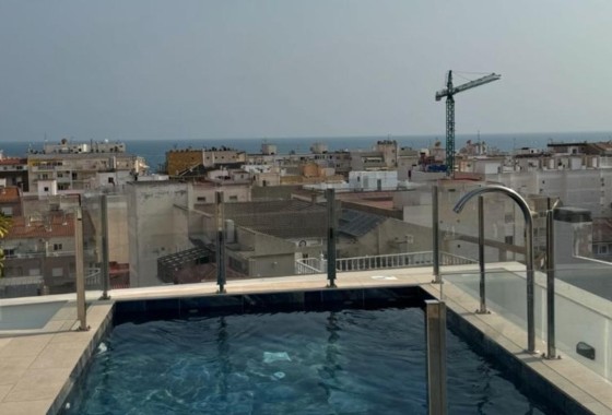 Herverkoop - Appartement / Flat -
Torrevieja - Playa del Cura