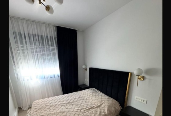 Herverkoop - Appartement / Flat -
Torrevieja - Playa del Cura